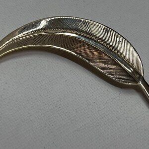 Vintage Gold Feather Brooch
